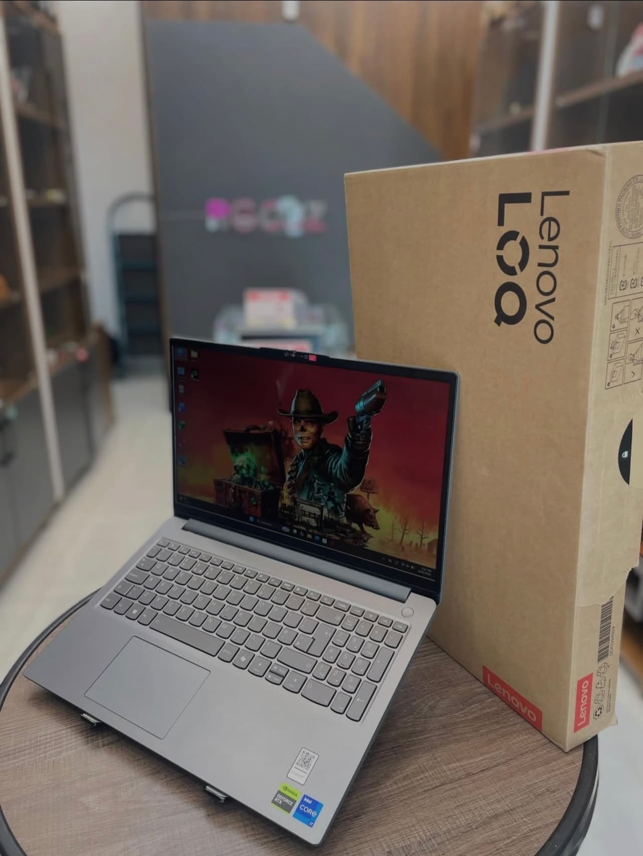 Lenovo LOQ 15IAX9E neuf avec sous emballage   Box - 3