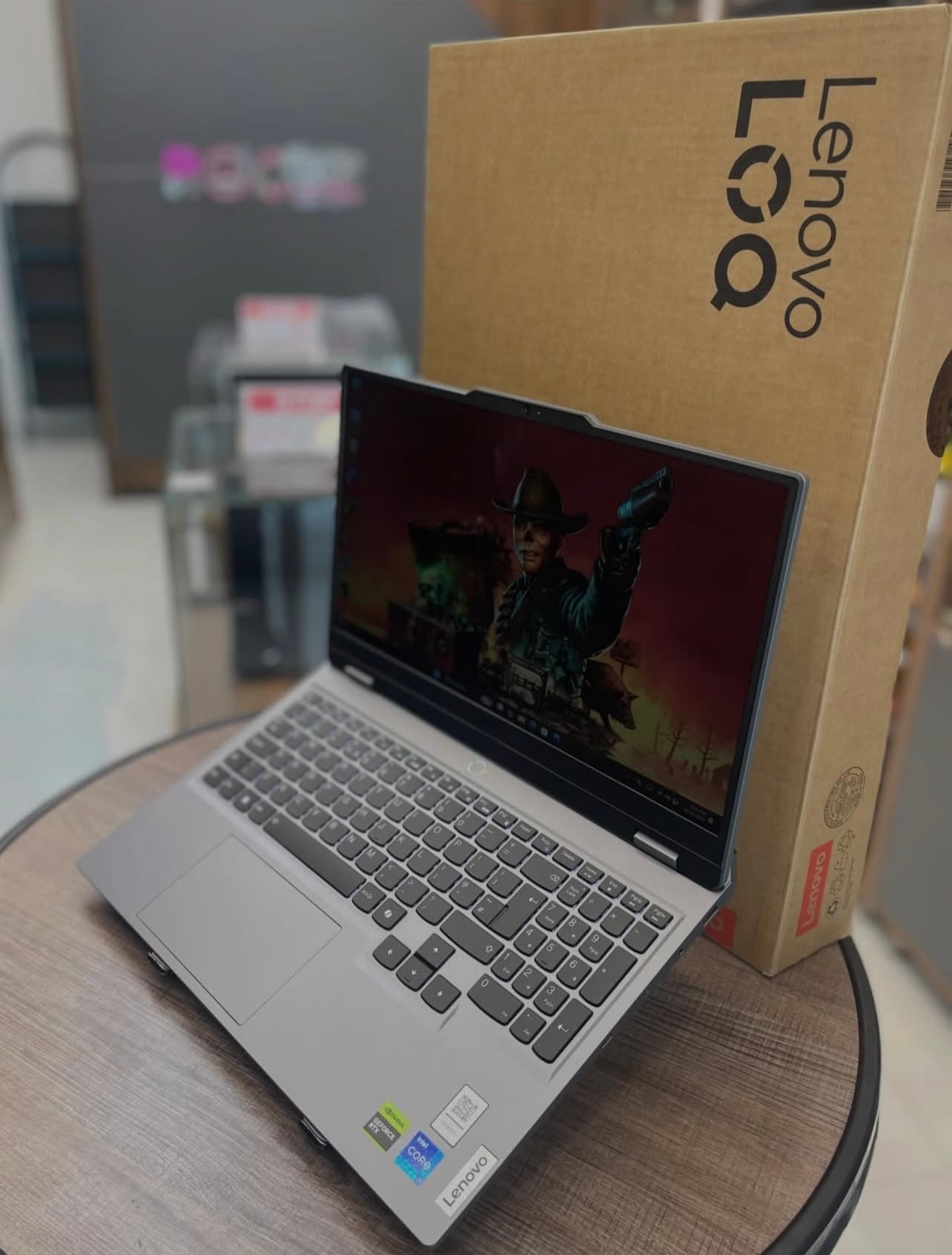 Lenovo LOQ 15IRX9 neuf sous emballage   Box - 3