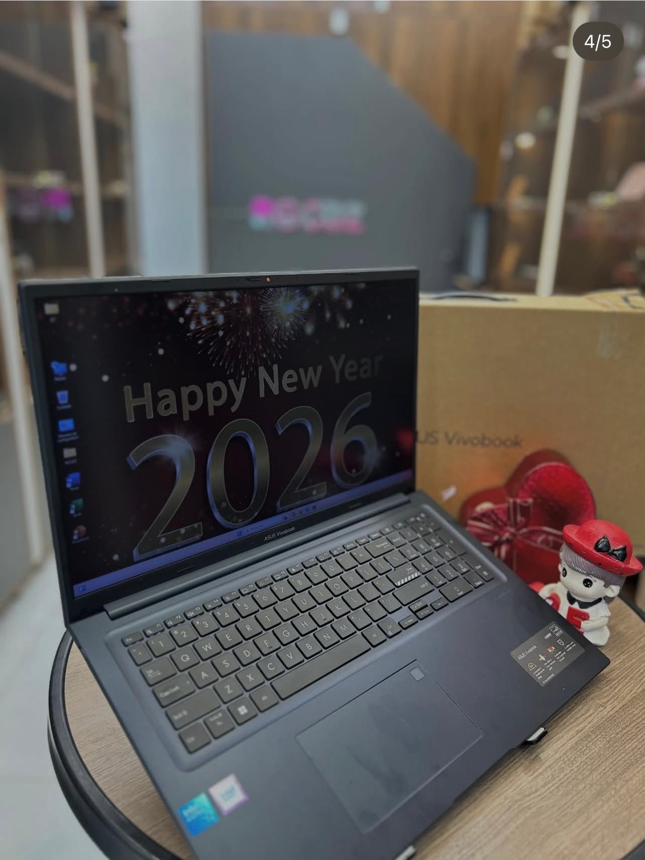 ASUS Vivobook 17 Neuf sous emballage  ( Ref : V15-114)  - 4