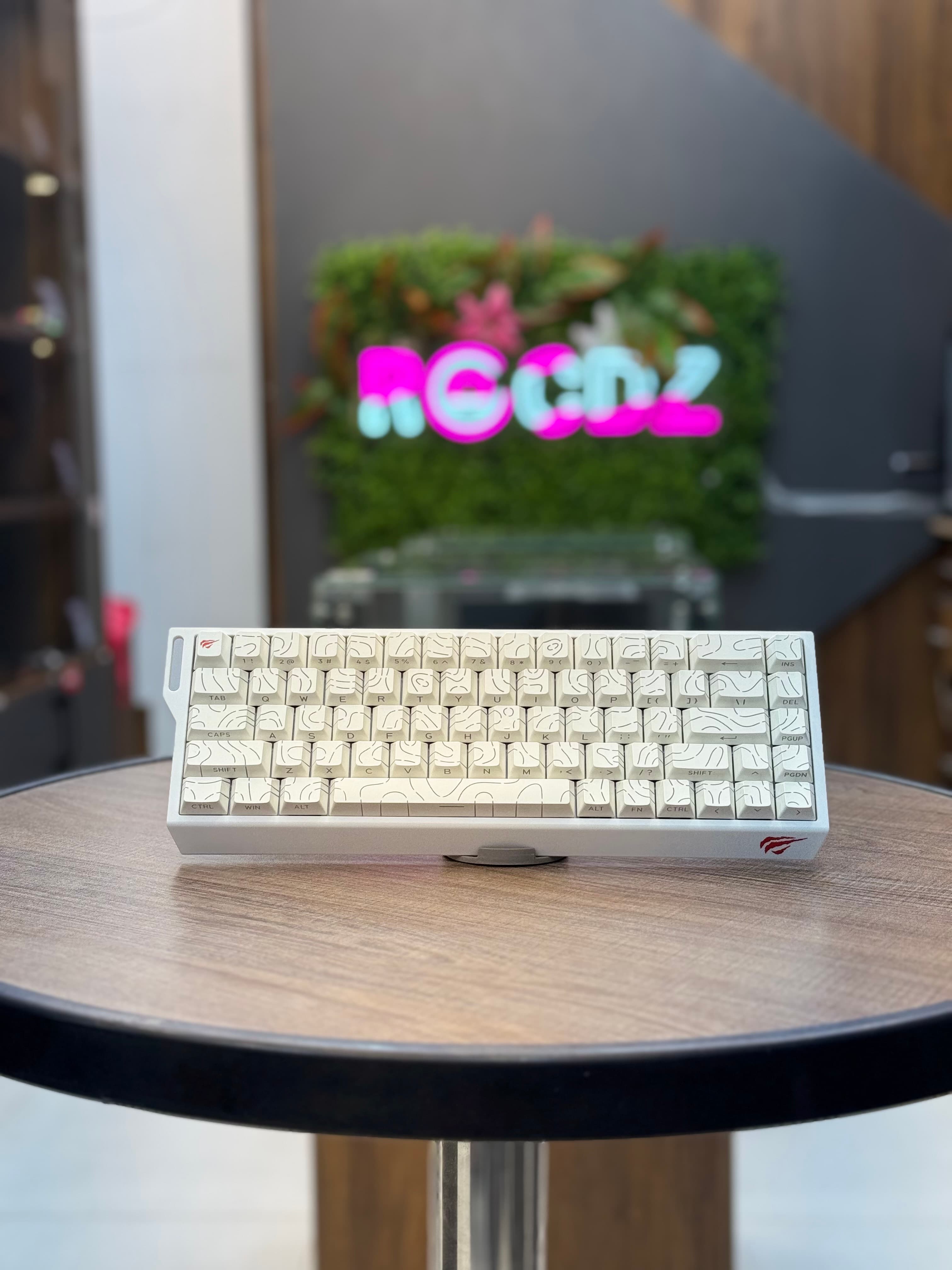Clavier mécanique Havit KB922L san fil RGB - 1