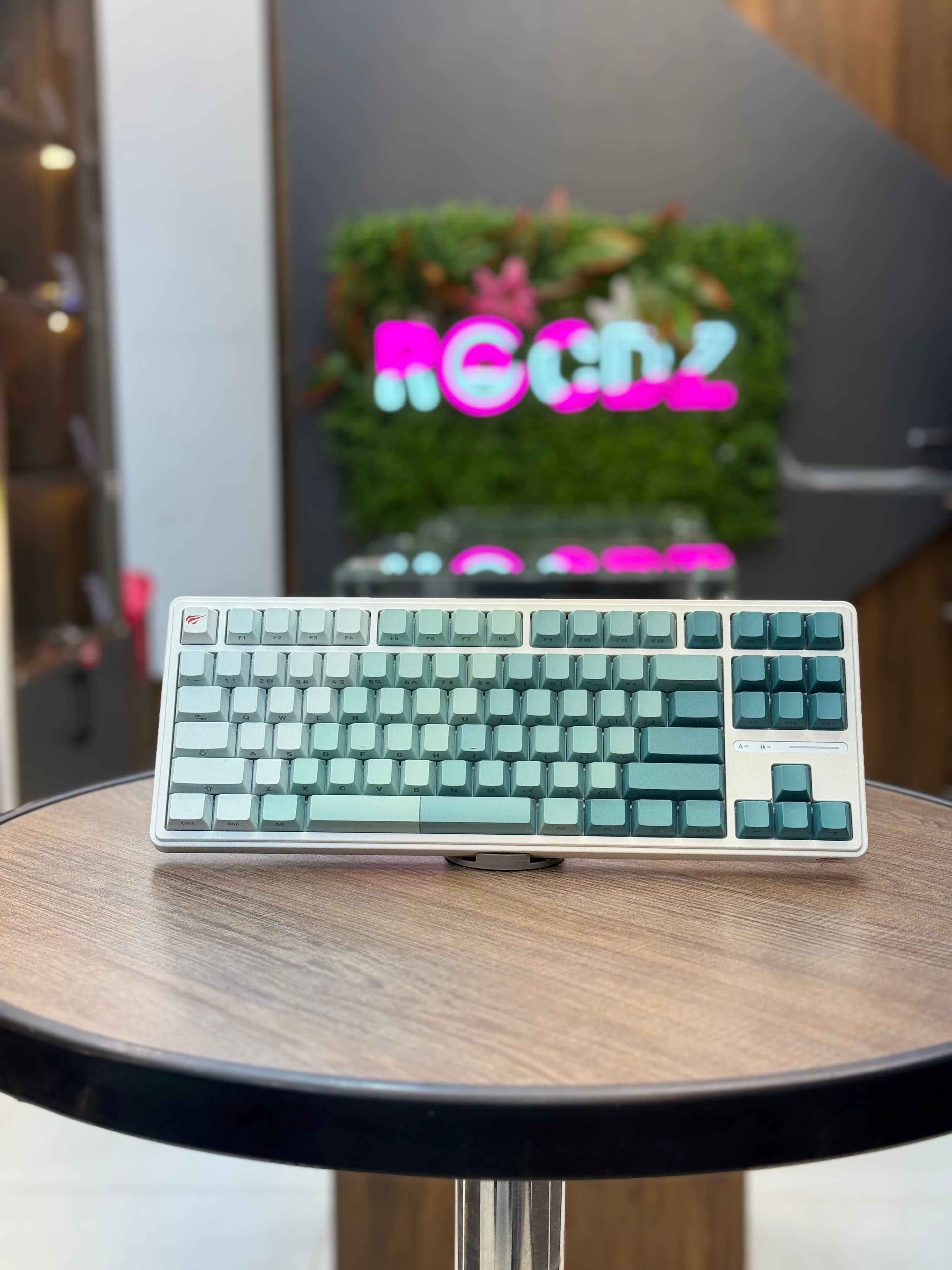 Clavier mécanique Havit KB901L sans fil RGB  - 1