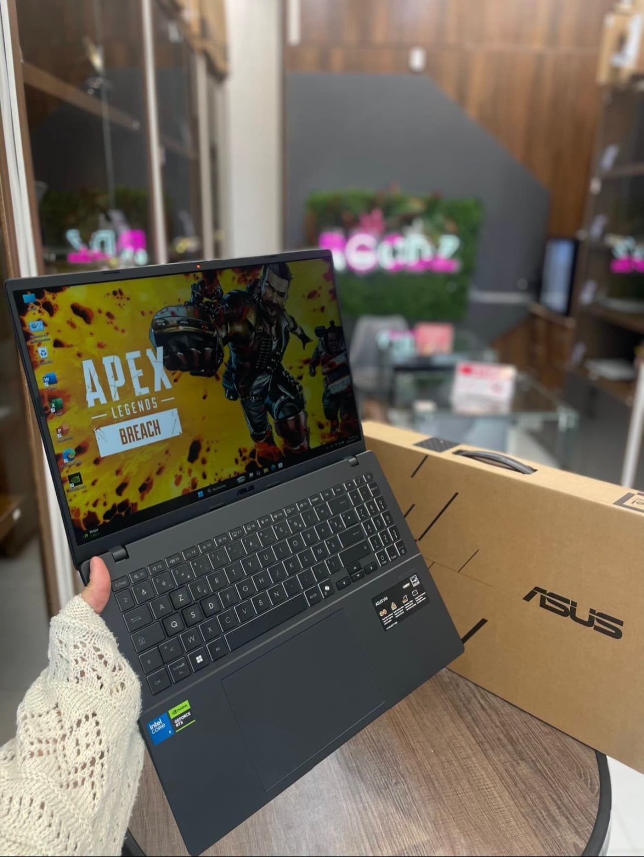 Asus VivoBook 16 ( Ref : V15-110)  - 1