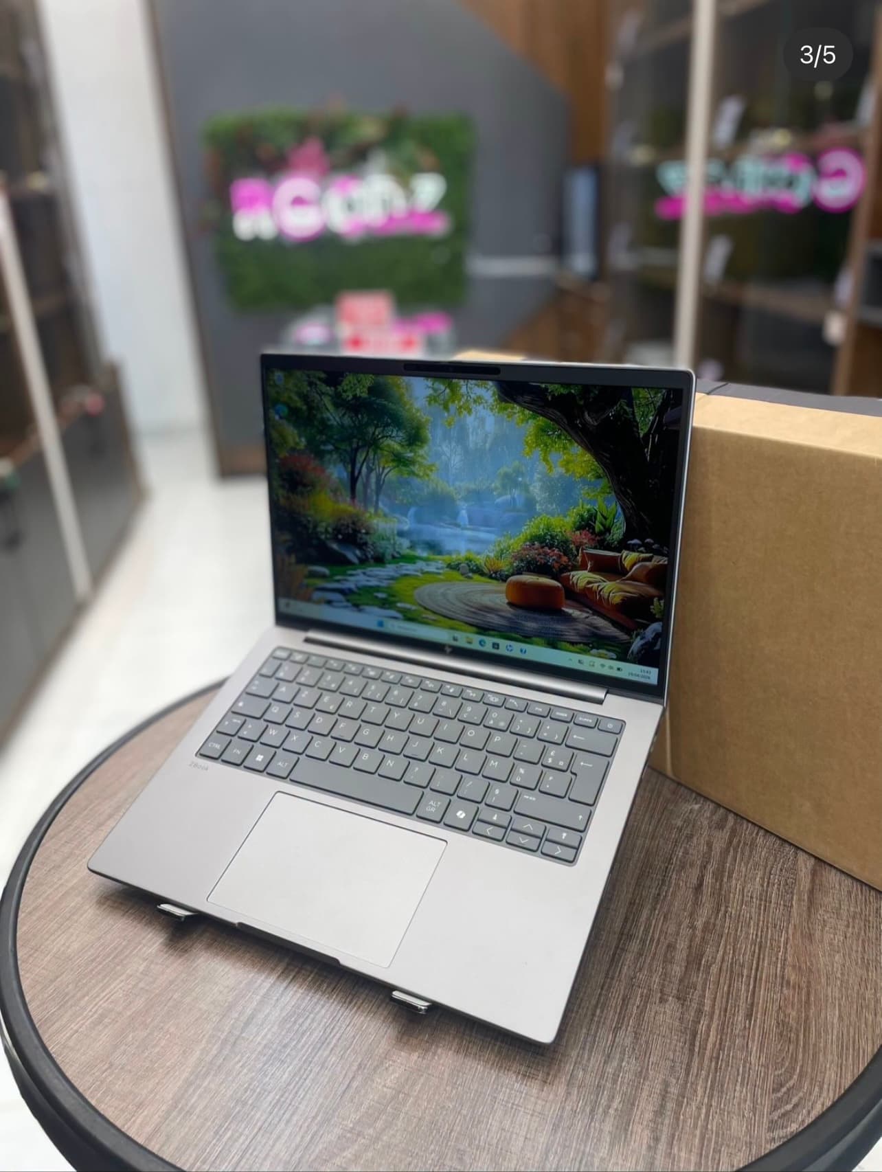 HP ZBook 8 G1ah 14 ( Ref : V16-123) - 3