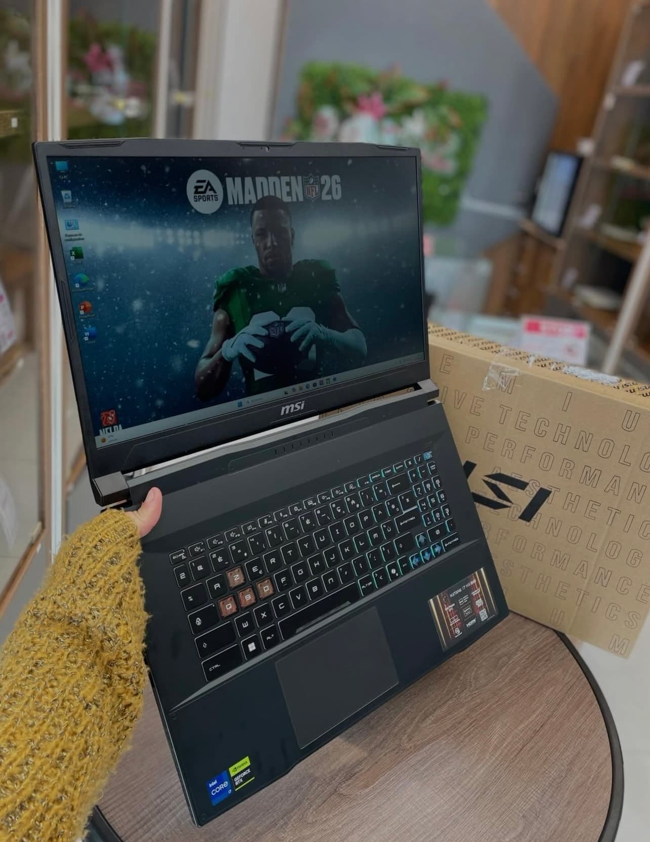 msi KATANA 17 HX Neuf sous emballage  ( Ref : V13-93) - 1