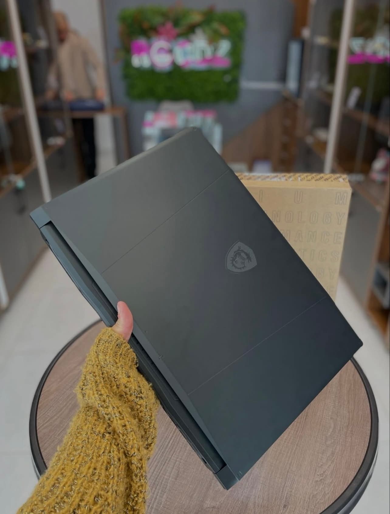 msi KATANA 17 HX Neuf sous emballage  ( Ref : V13-93) - 4