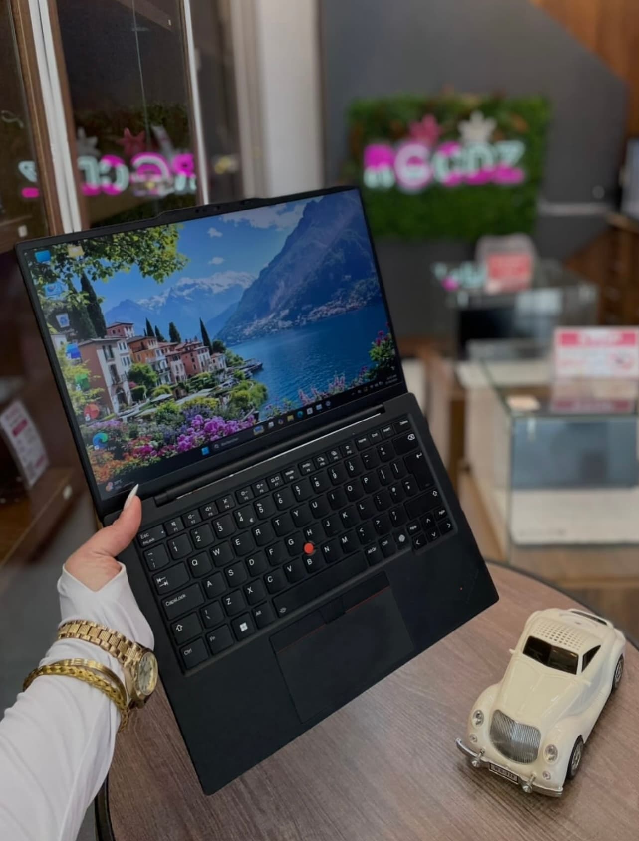 Lenovo ThinkPad X1 Carbon  ( Ref : v2-12) - 1