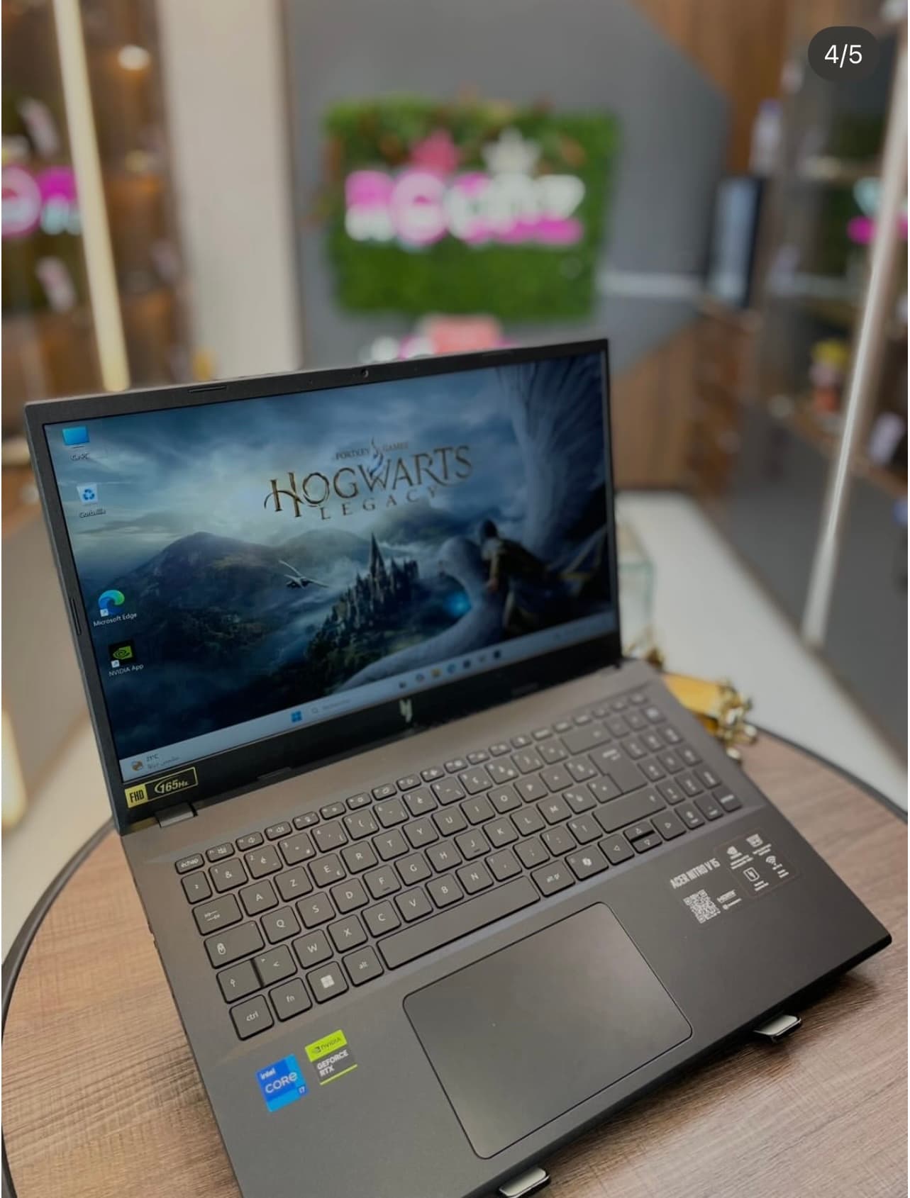 ACER Nitro V 15 ( Ref : V13-95) peux utilise  - 4