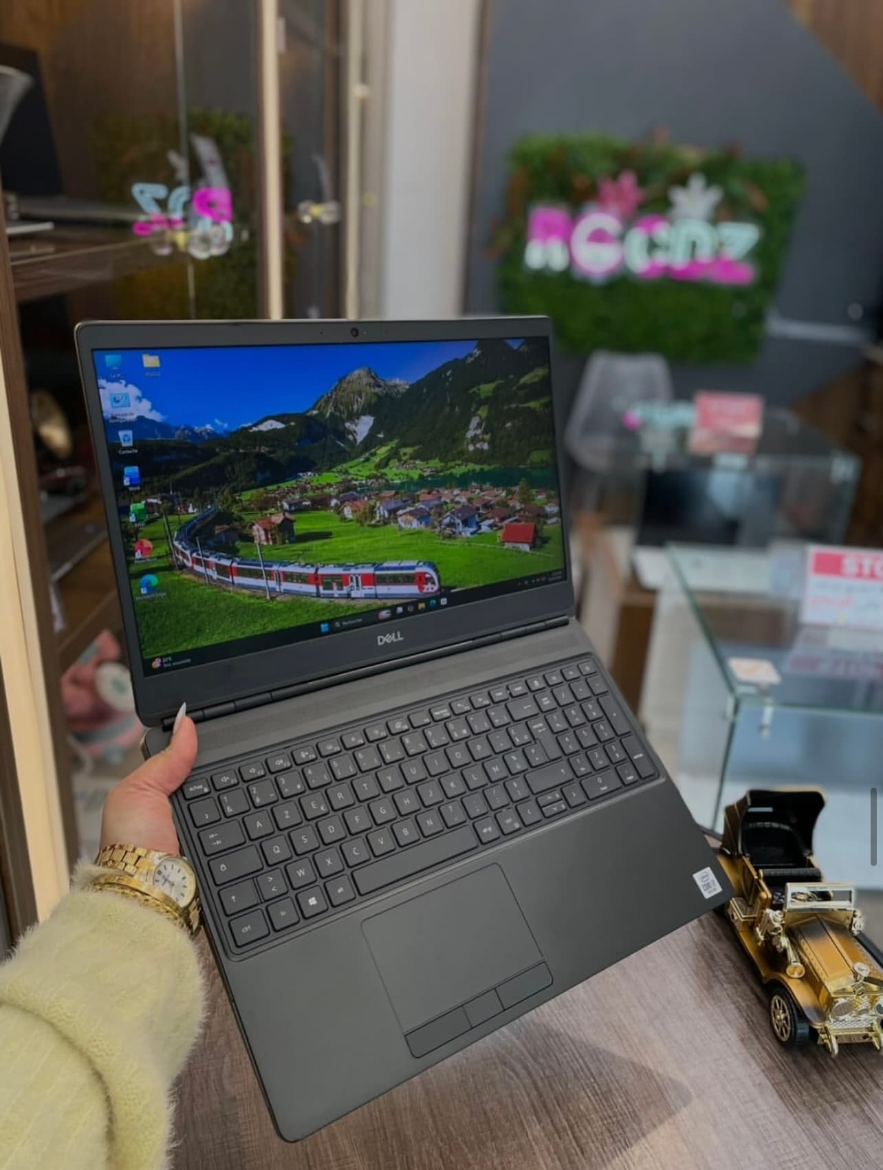 Dell precision 7550 ( Ref : V4-26)  - 1